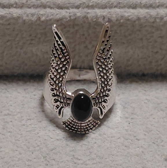 Silver Winged Black Onyx Stone Ring - Picture 2 of 8